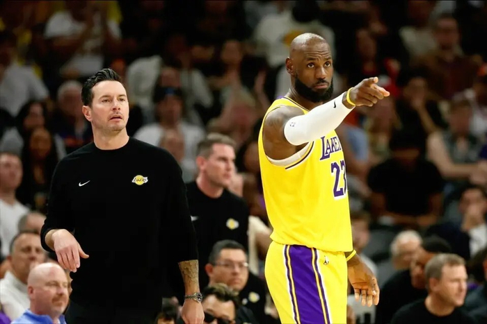 湖人季后赛轮换策略引争