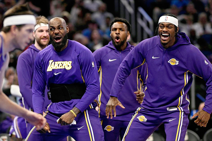 湖人季后赛轮换策略引争议，雷迪克能否改掉老