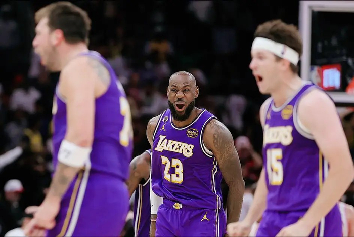 湖人季后赛轮换策略引争议，雷迪克能否改掉老