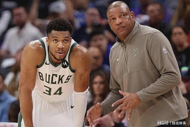 字母哥或离队 伦纳德自由身引争抢 詹姆斯降薪留