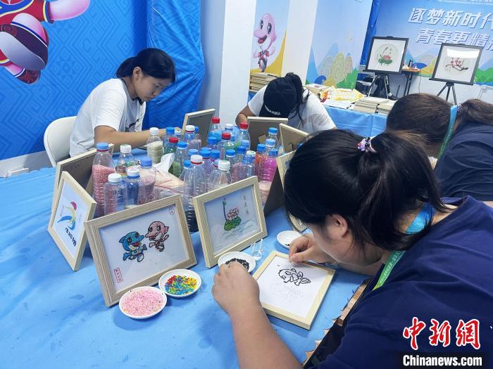 首届学青会运动员村：千道美食非遗体验受追捧